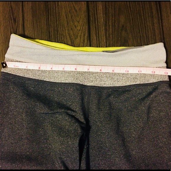 lulu lemon pants - Picture 2 of 7